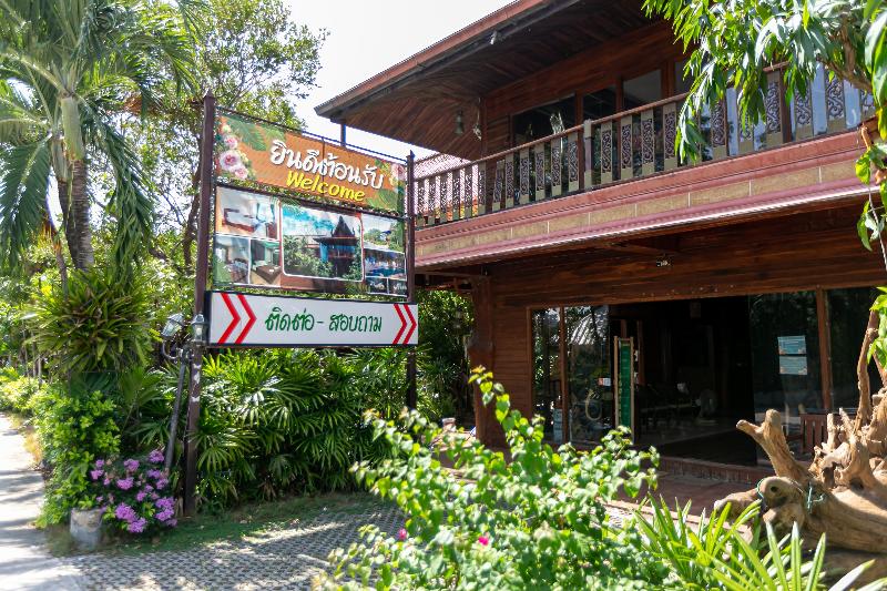 Deeden Pattaya Resort by ZUZU - Lobi