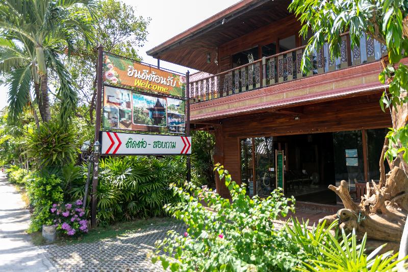 Deeden Pattaya Resort by ZUZU - Lobi