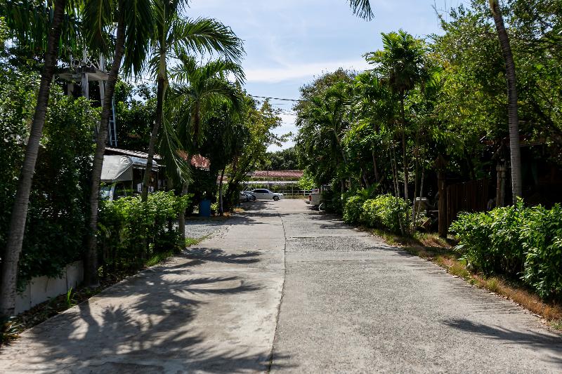 Deeden Pattaya Resort by ZUZU - Genel