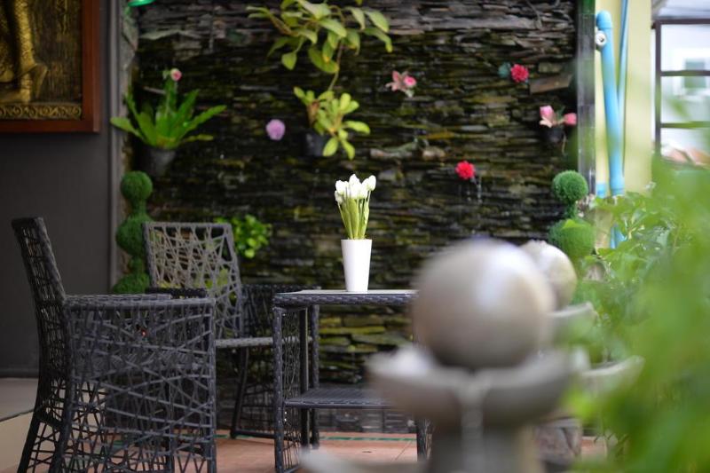Lavender Hotel - Genel