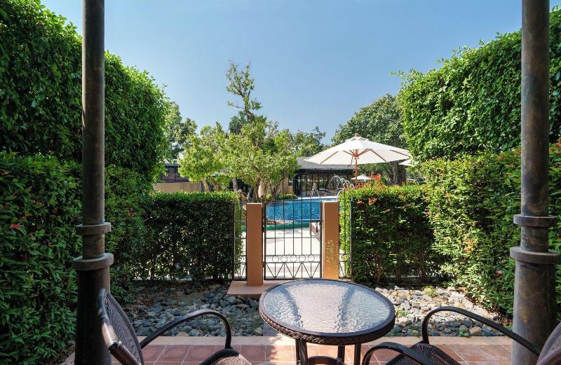Rancho Charnvee Resort And Country Club - Genel