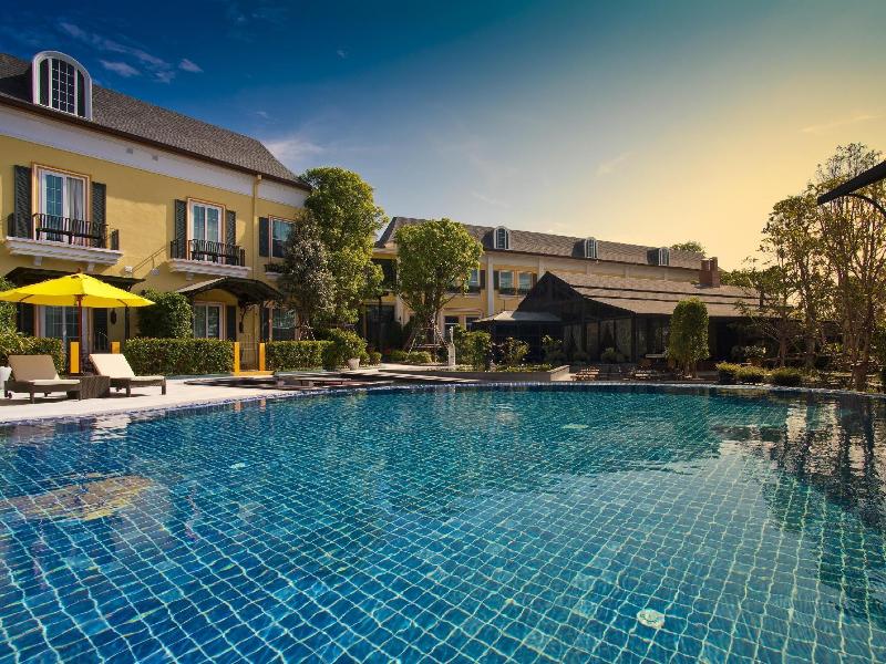 Rancho Charnvee Resort And Country Club - Havuz