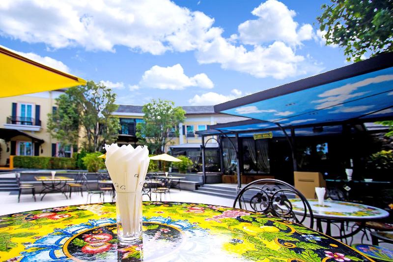 Rancho Charnvee Resort And Country Club - Restoran