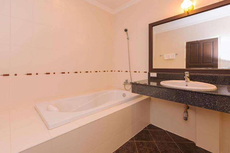 Sukcheewa Residence Phuket - Oda