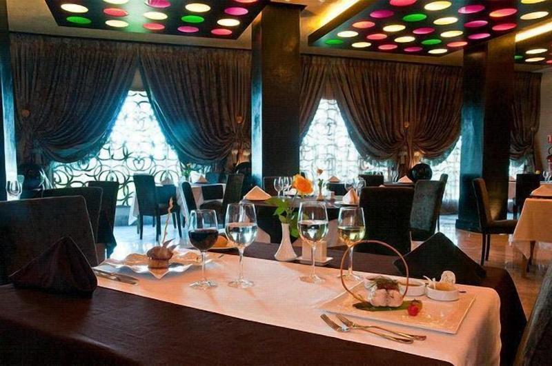 Avanti Mohammedia Hotel - Restoran