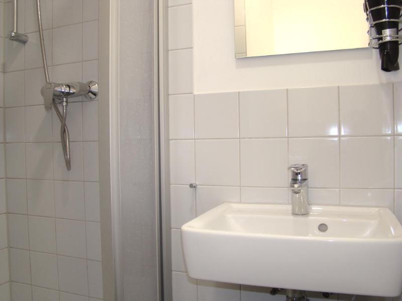 The Brandenburg Gate Hostel - Genel
