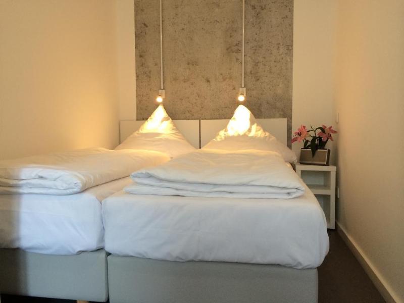 The Brandenburg Gate Hostel - Genel