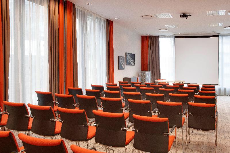 Holiday Inn Berlin City East Side - Toplantı