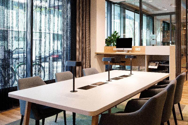 Holiday Inn Berlin City East Side - Genel
