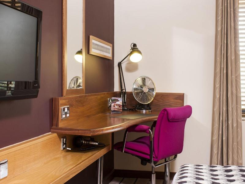Lodge at Bristol - Oda