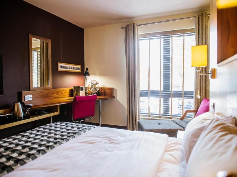 Lodge at Bristol - Oda