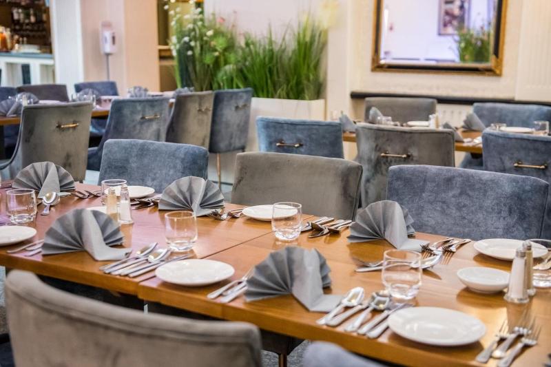 Clifton Park - Restoran