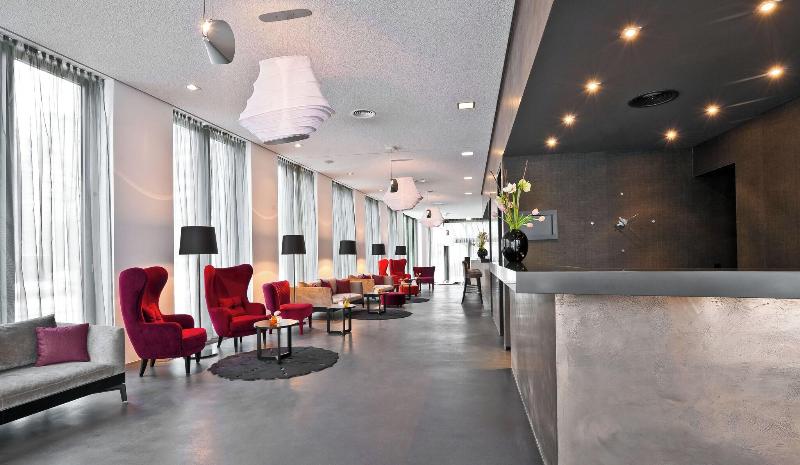 Cosmo Hotel Berlin Mitte - Lobi