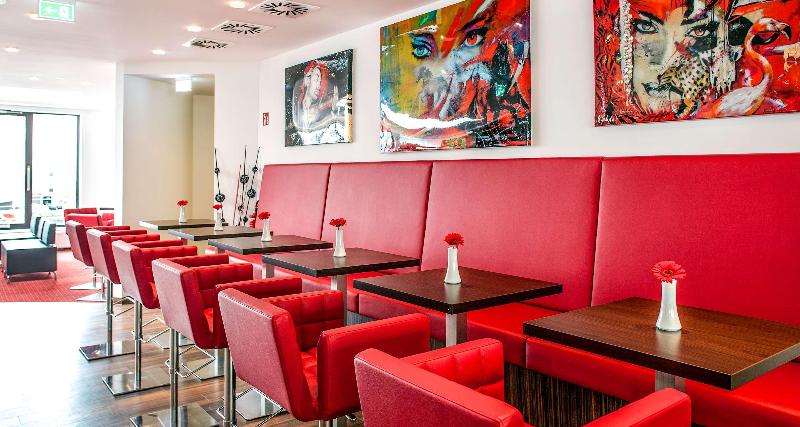 PLAZA Premium Berlin Kurfürstendamm - Lobi