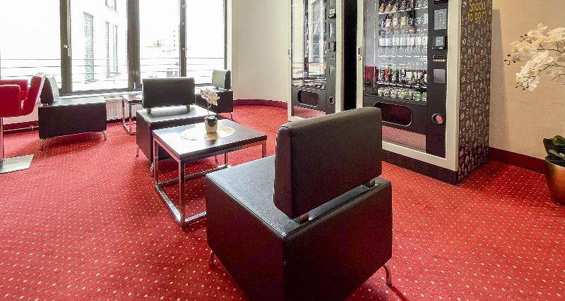 PLAZA Premium Berlin Kurfürstendamm - Lobi