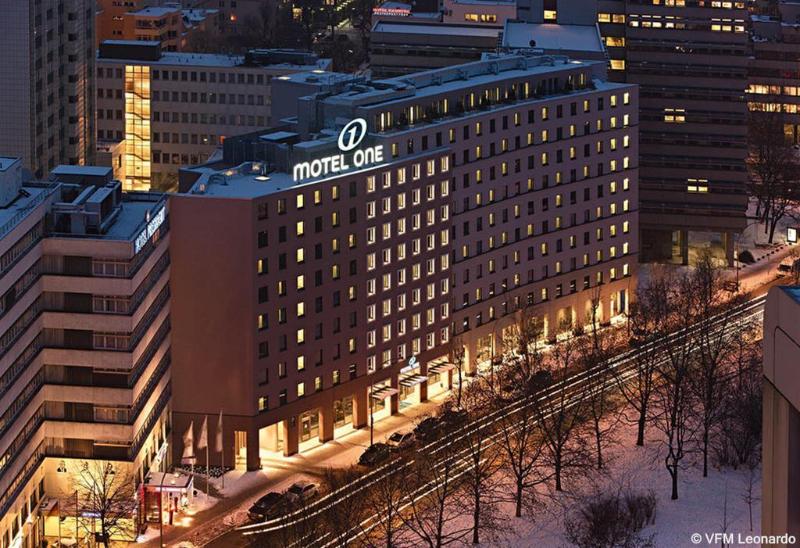 Motel One Berlin-Tiergarten - Genel