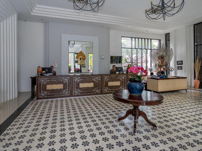 Inna Bali Heritage Hotel - Lobi