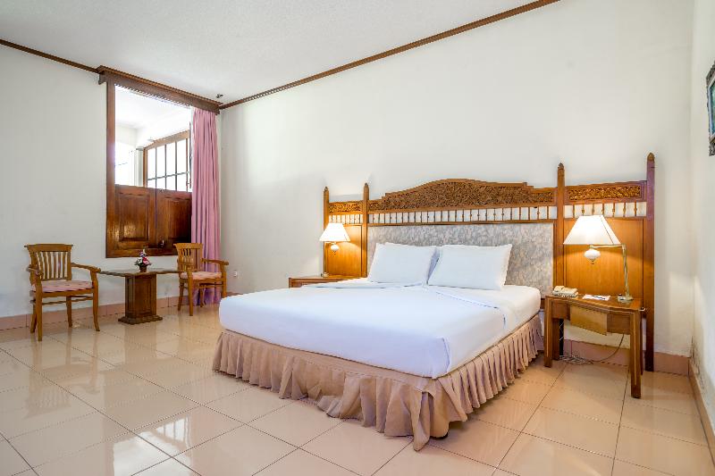 Inna Bali Heritage Hotel - Oda