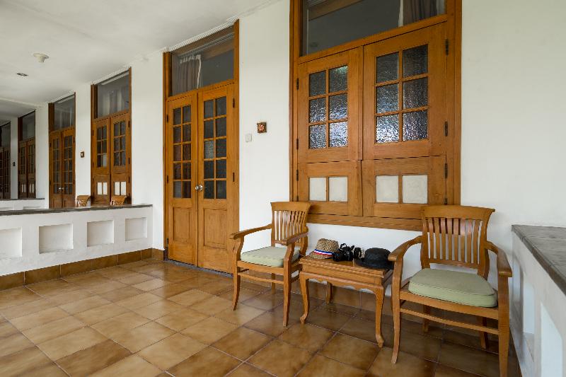 Inna Bali Heritage Hotel - Oda