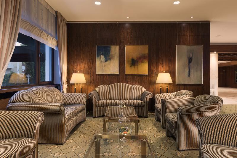 Maritim Hotel Bad Salzuflen - Lobi