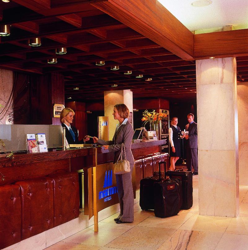 Maritim Hotel Bad Salzuflen - Lobi