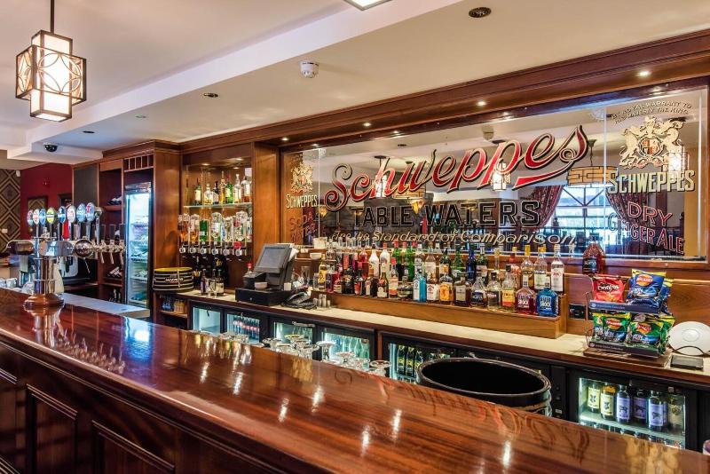 Corr's Corner Hotel - Bar