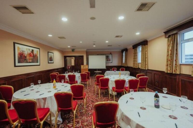 Corr's Corner Hotel - Toplantı
