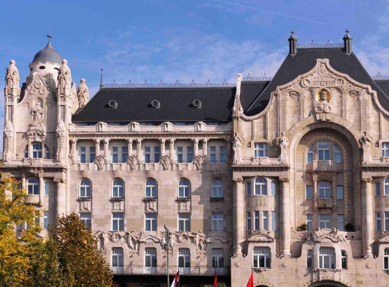 Four Seasons Hotel Gresham Palace Budapest - Genel