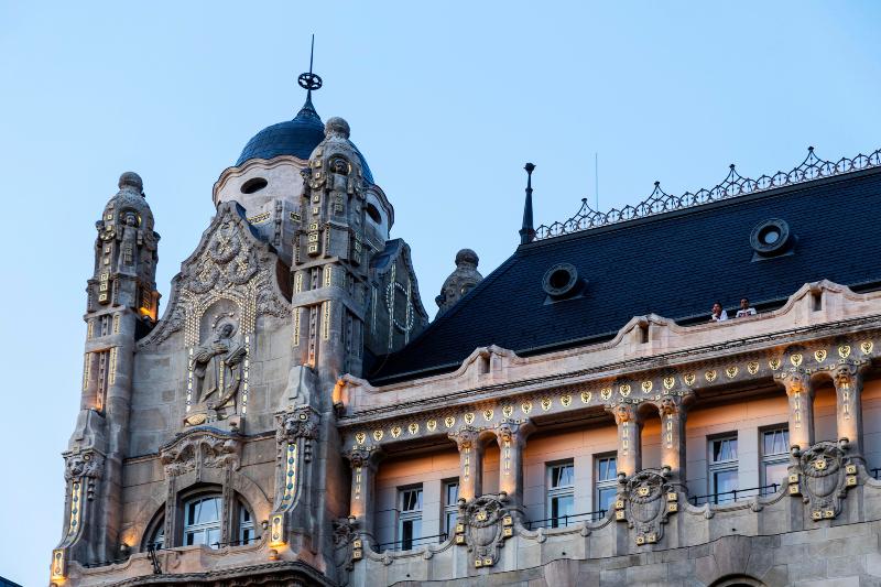 Four Seasons Hotel Gresham Palace Budapest - Genel