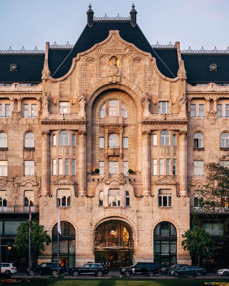 Four Seasons Hotel Gresham Palace Budapest - Genel