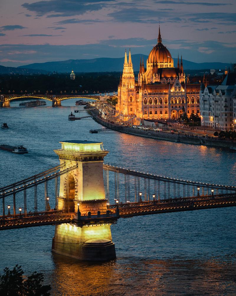 Four Seasons Hotel Gresham Palace Budapest - Genel