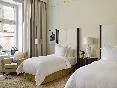 Four Seasons Hotel Gresham Palace Budapest oda fotoğrafı