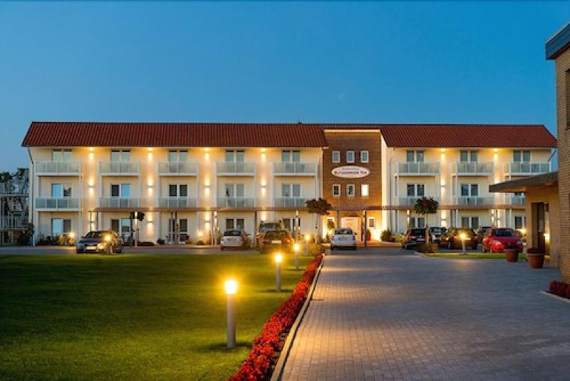 Landhotel Butjadinger Tor - Genel