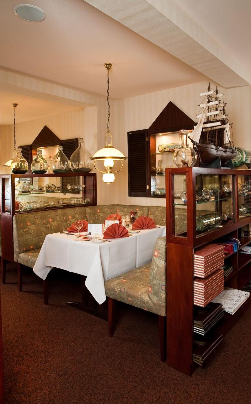 Landhotel Butjadinger Tor - Restoran