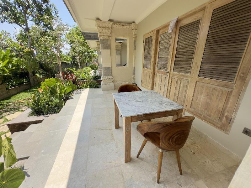Honeymoon Guesthouse - Teras