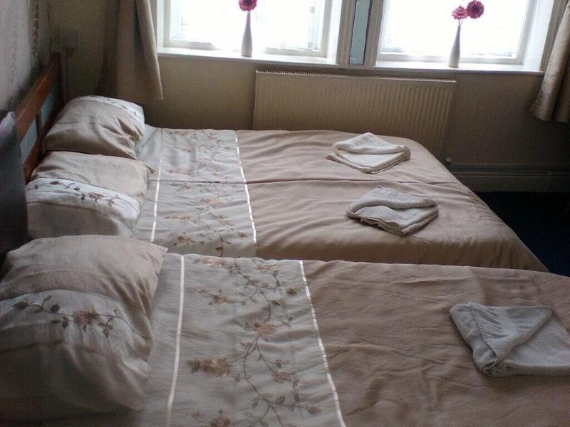Edward Hotel - Guest House - Oda