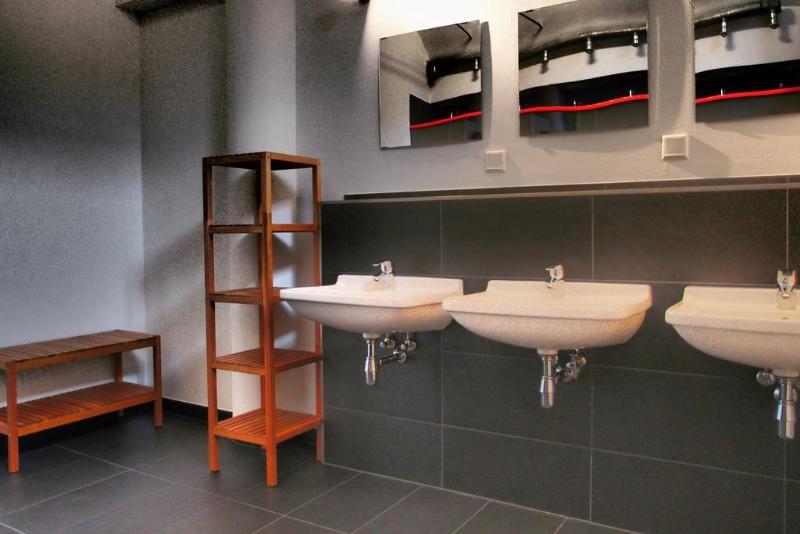 Pfefferbett Hostel - Genel