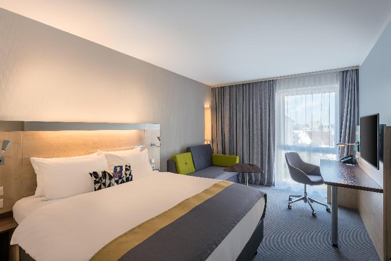 Holiday Inn Express Guetersloh - Oda