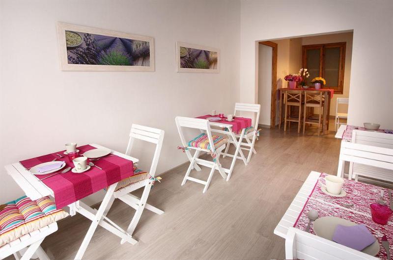 Blanc Guesthouse - Genel