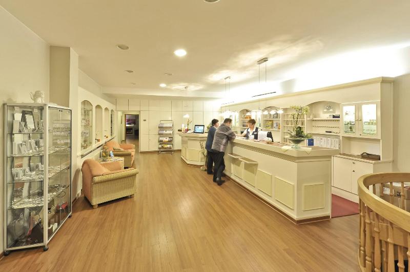 Seehotel Plau am See - Lobi
