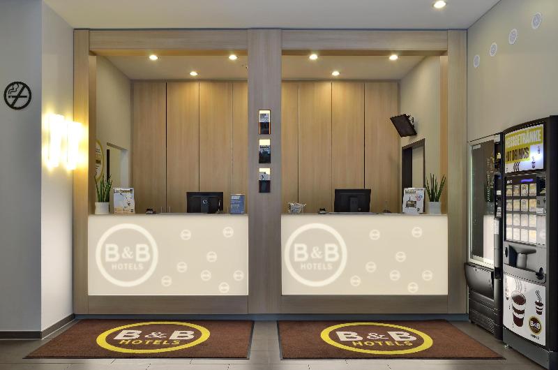 B&B Hotel Berlin-Potsdamer Platz - Lobi