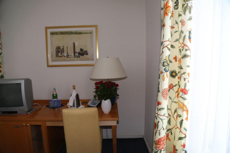 Villa Thea Kurhotel am Rosengarten - Oda