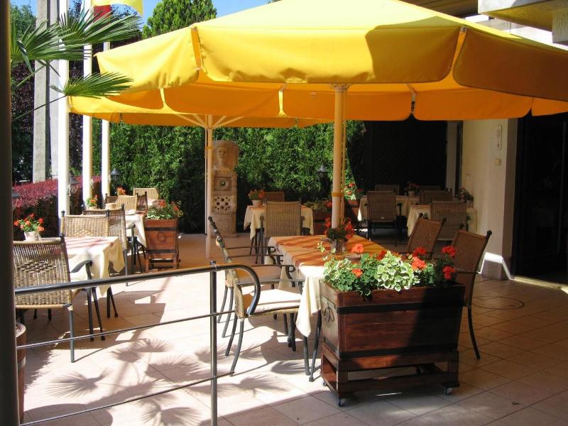 Molnar - Restoran