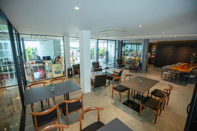 Reno Hotel - Restoran