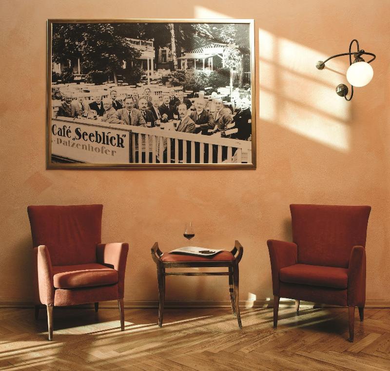 Akademie Berlin-Schmöckwitz - Lobi