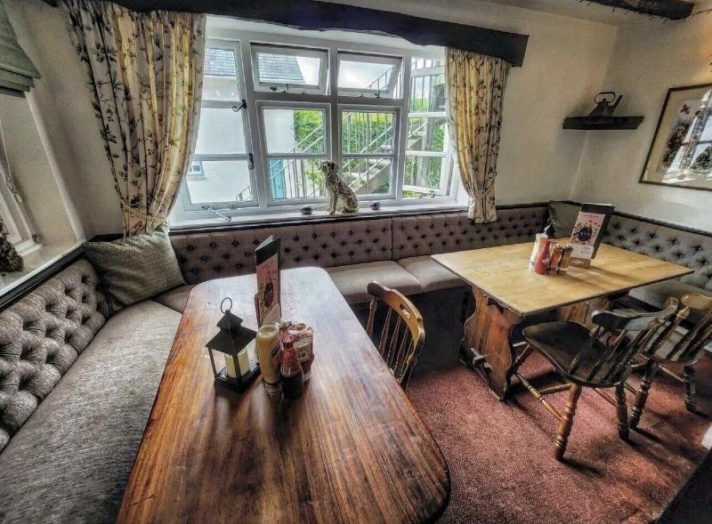 The Royal Oak Inn - Bar