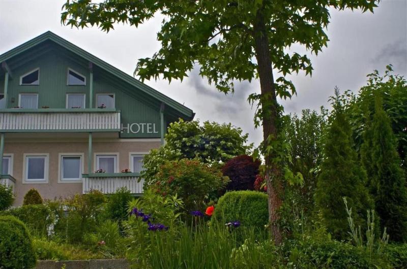Gartenhotel Salzach - Genel