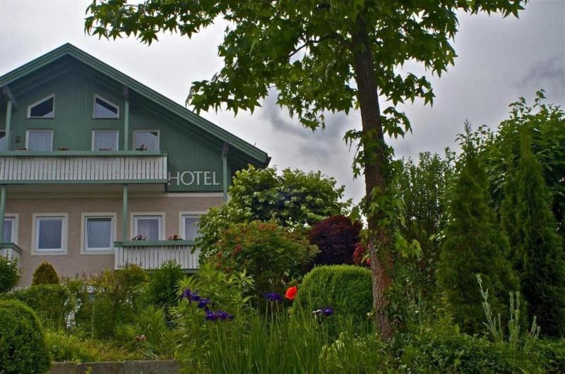 Gartenhotel Salzach - Genel