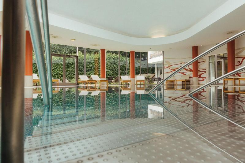 Villa Seilern Vital Resort - Havuz