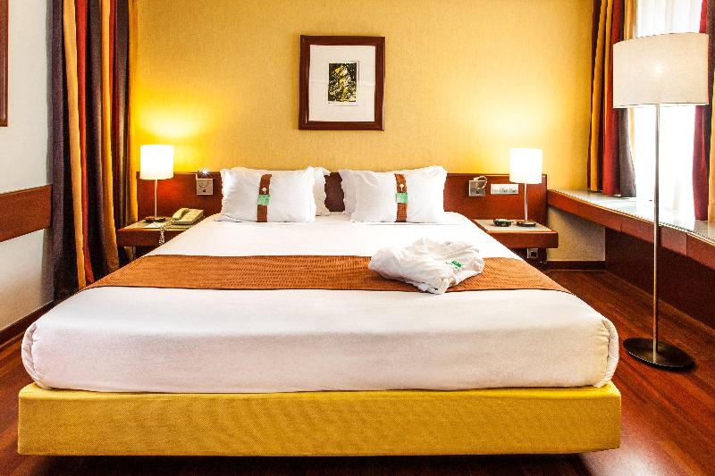 Holiday Inn Lisbon Continental - Oda